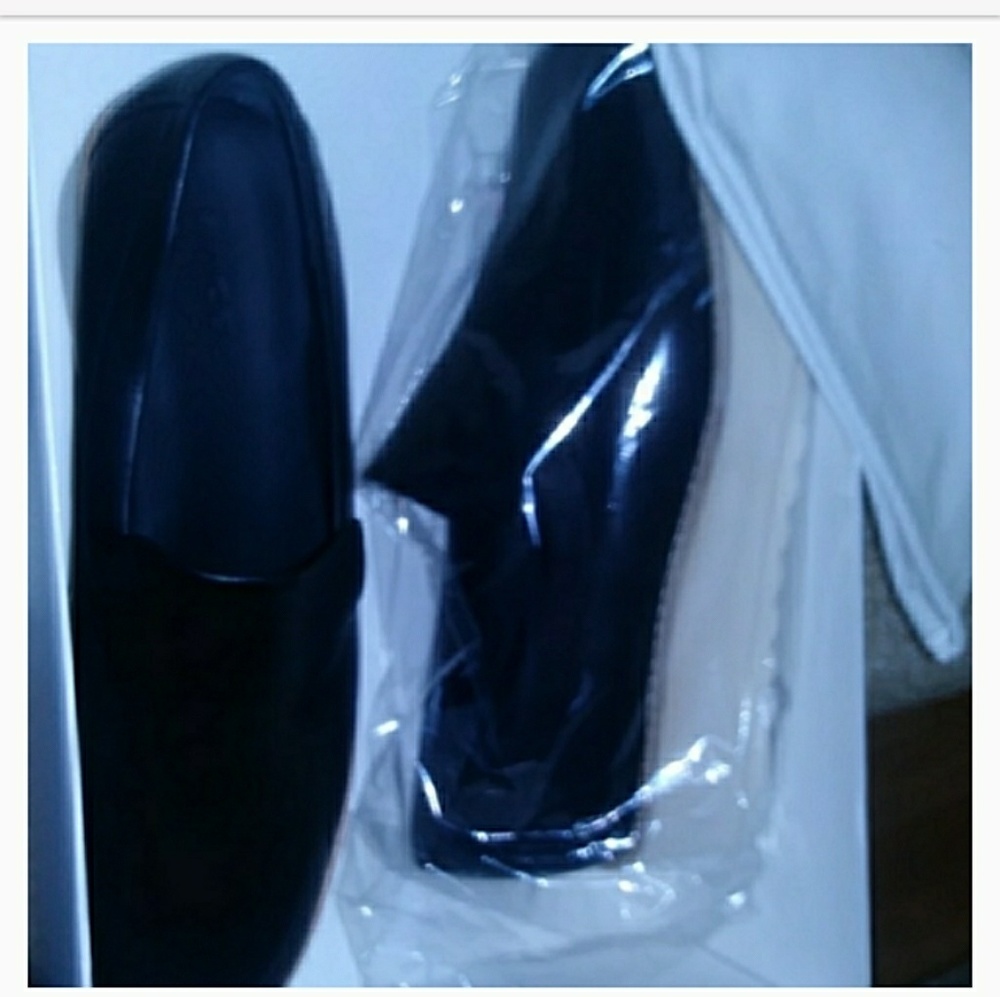 Vince Black leather Wedge Loafer